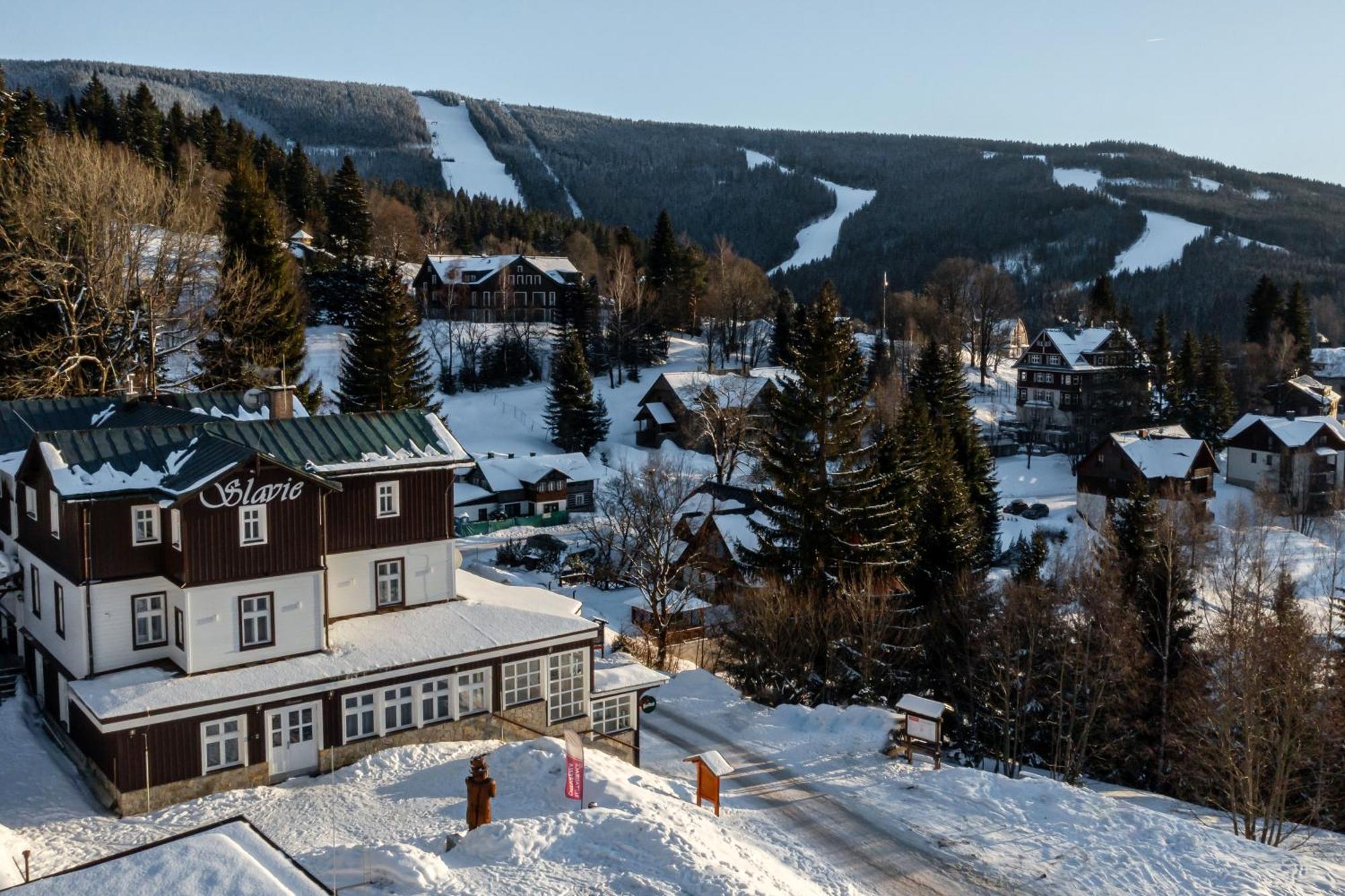 Hotel Slavie Spindleruv Mlyn Exterior foto