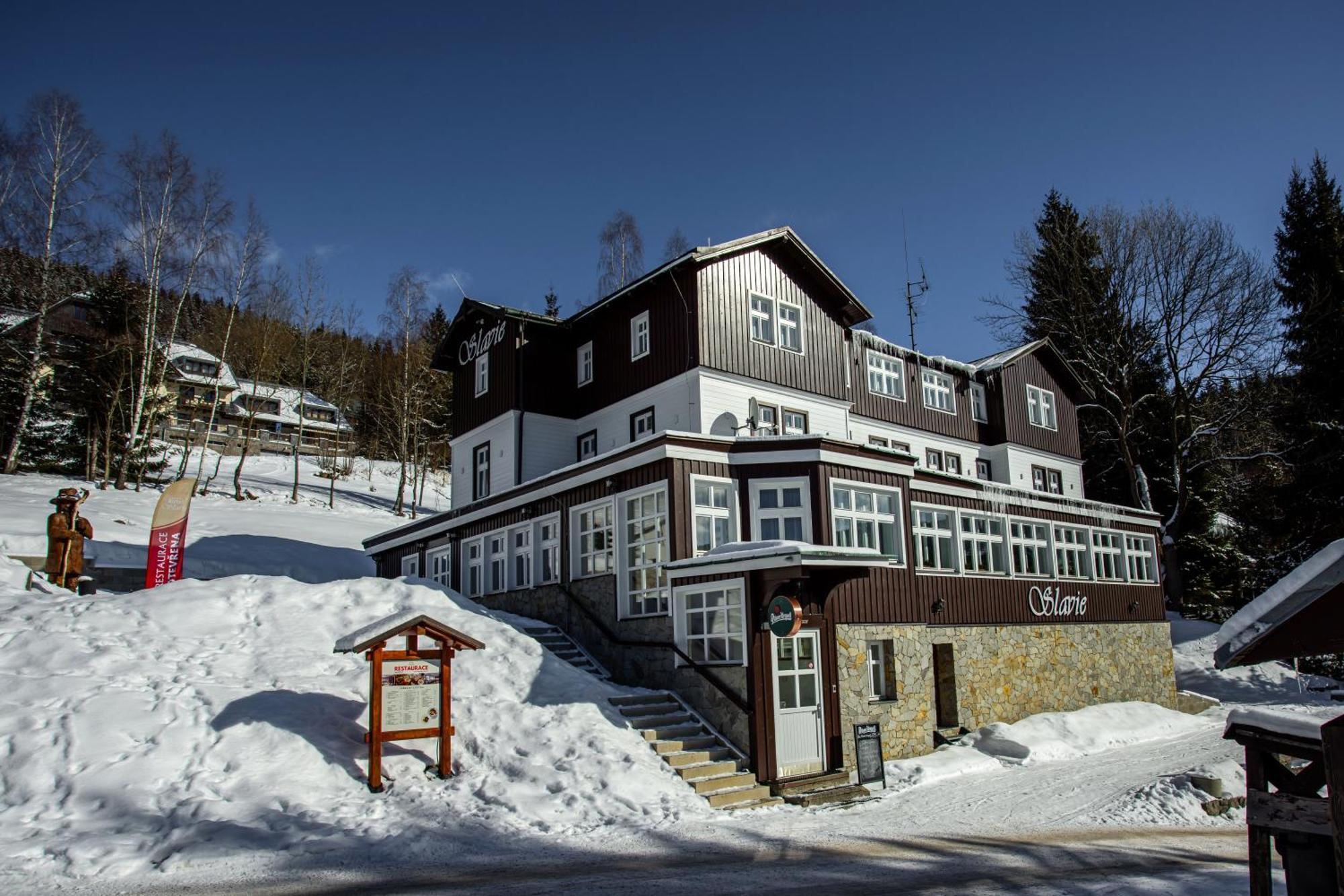Hotel Slavie Spindleruv Mlyn Exterior foto