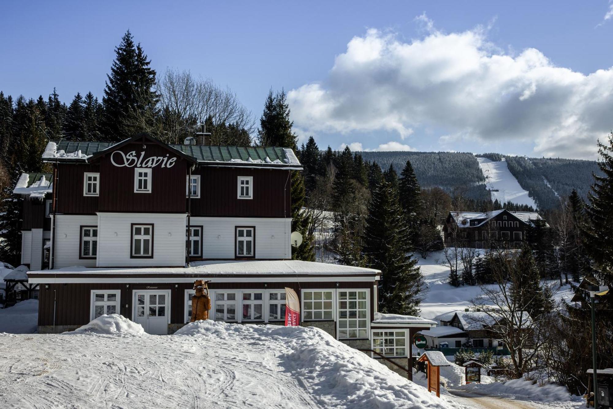 Hotel Slavie Spindleruv Mlyn Exterior foto