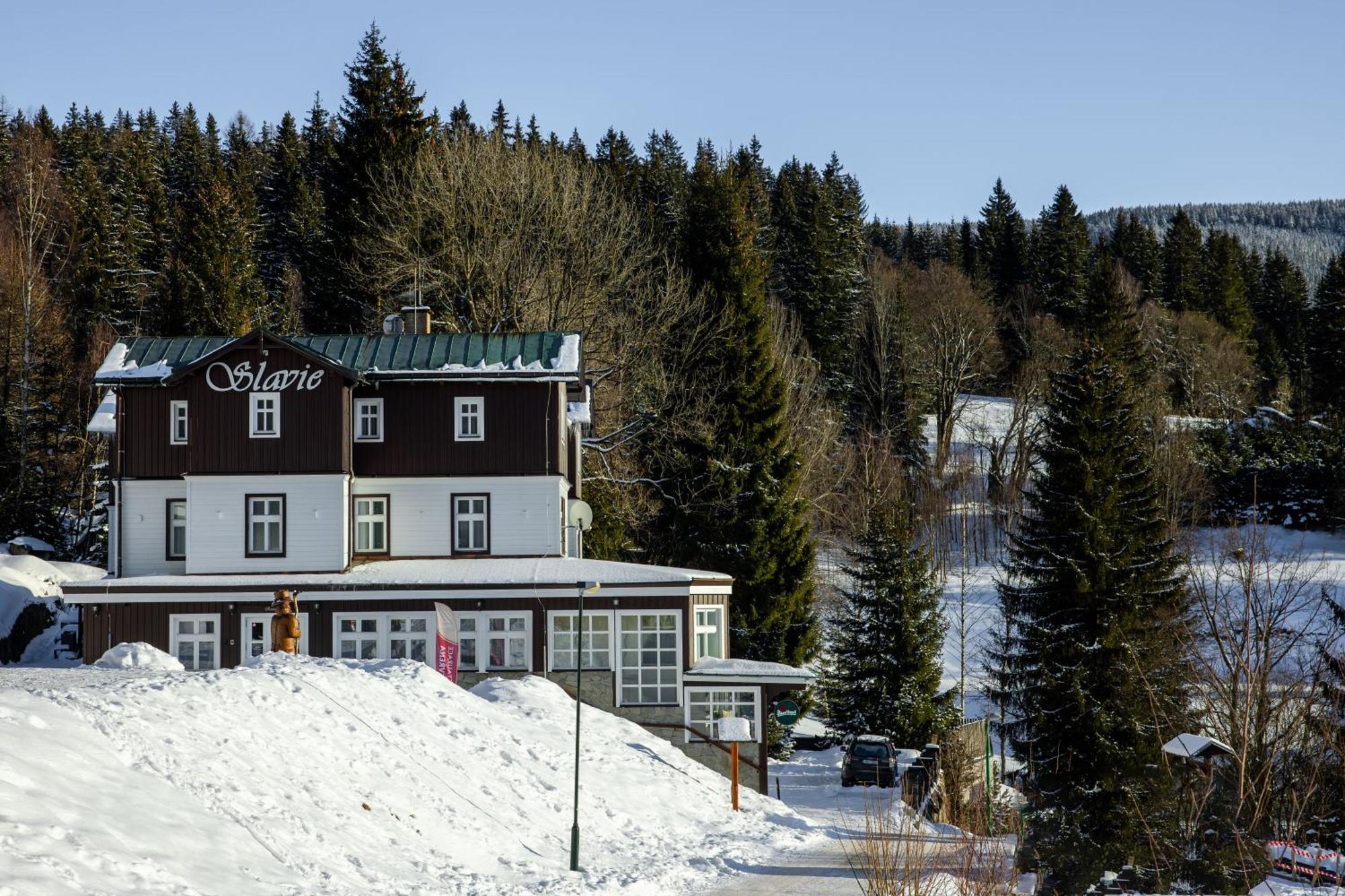 Hotel Slavie Spindleruv Mlyn Exterior foto