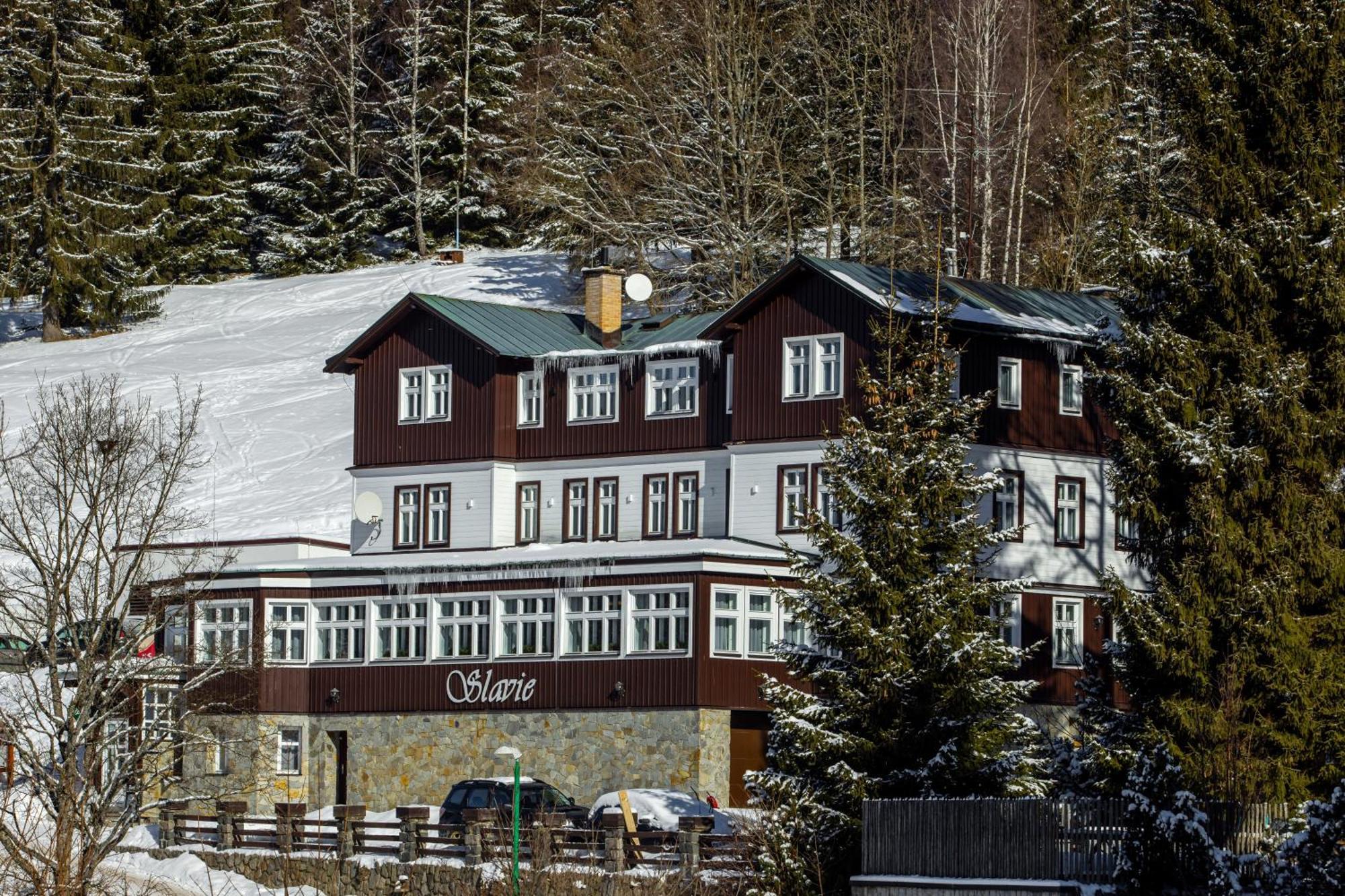 Hotel Slavie Spindleruv Mlyn Exterior foto