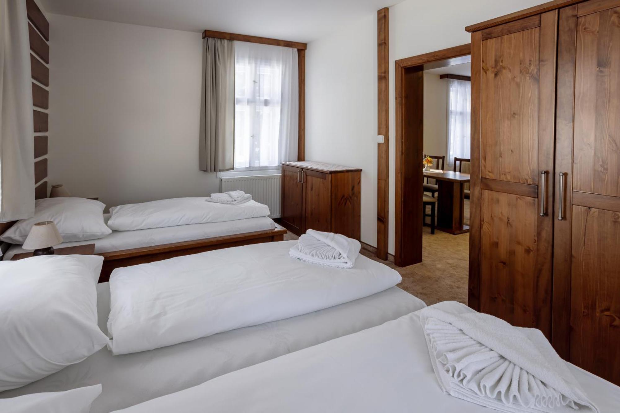 Hotel Slavie Spindleruv Mlyn Exterior foto