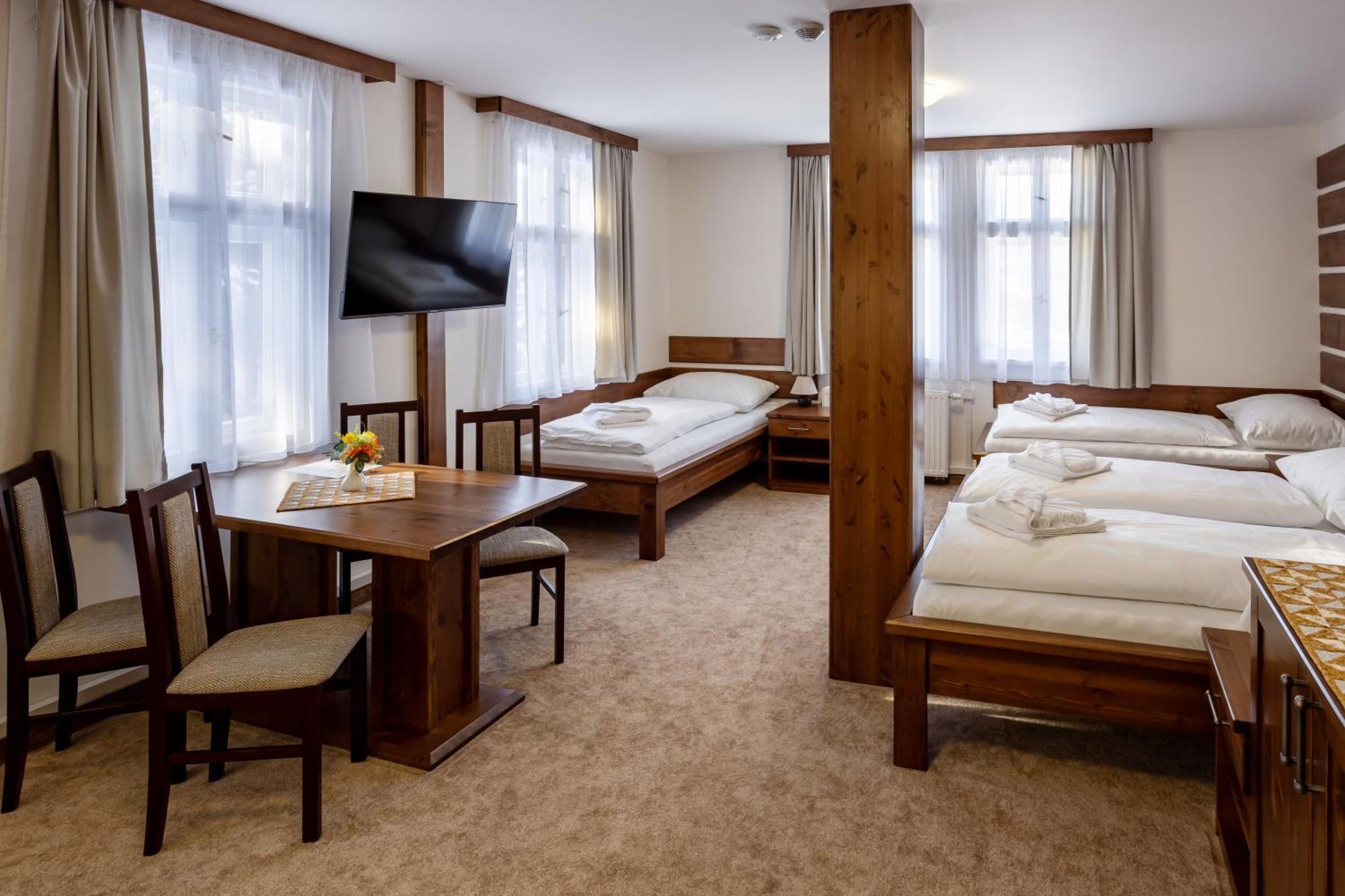 Hotel Slavie Spindleruv Mlyn Exterior foto