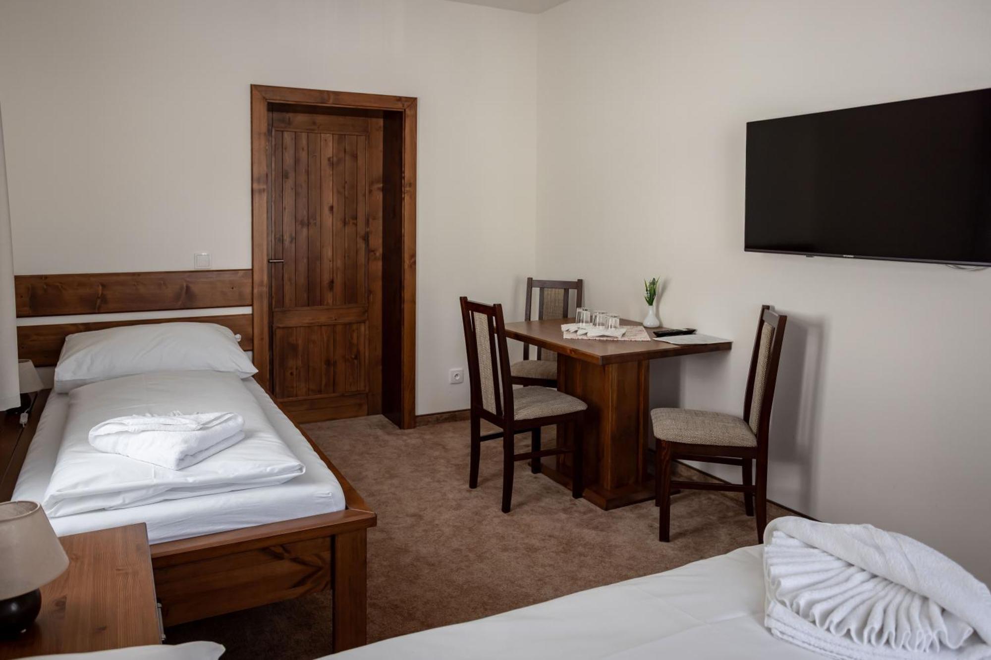 Hotel Slavie Spindleruv Mlyn Exterior foto