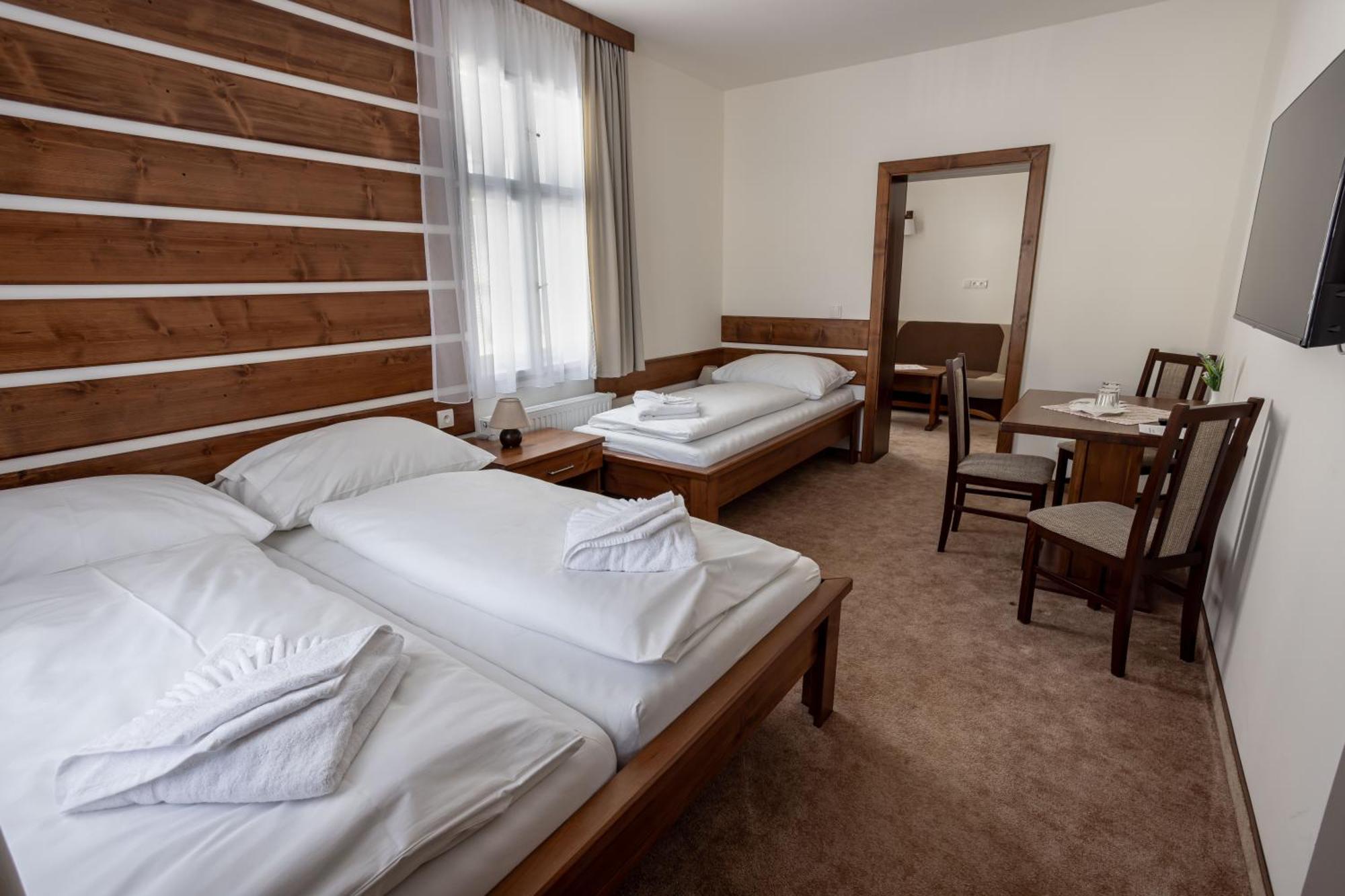 Hotel Slavie Spindleruv Mlyn Exterior foto