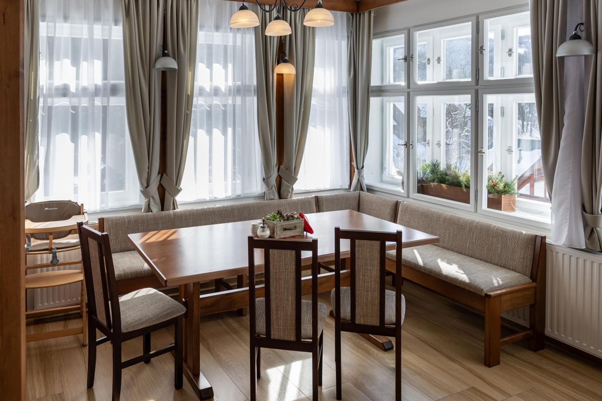 Hotel Slavie Spindleruv Mlyn Exterior foto